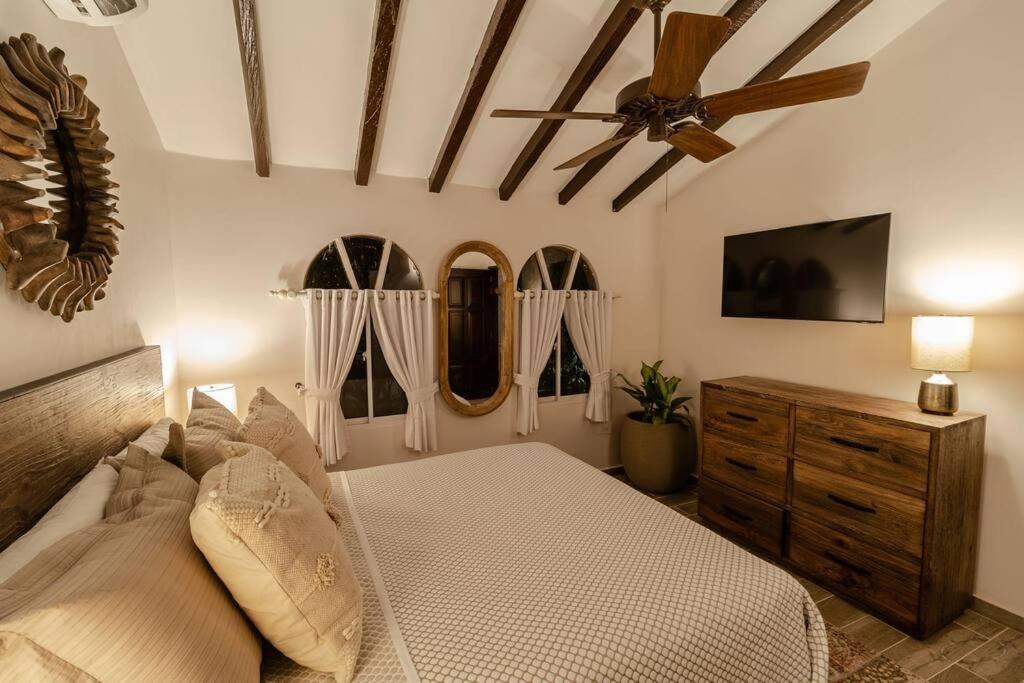Holiday home Hermosa Casa Con Piscina Prado *