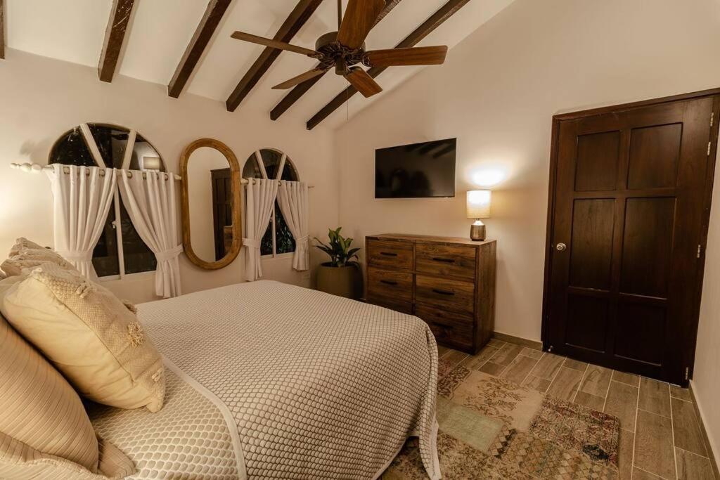 Holiday home Hermosa Casa Con Piscina Prado
