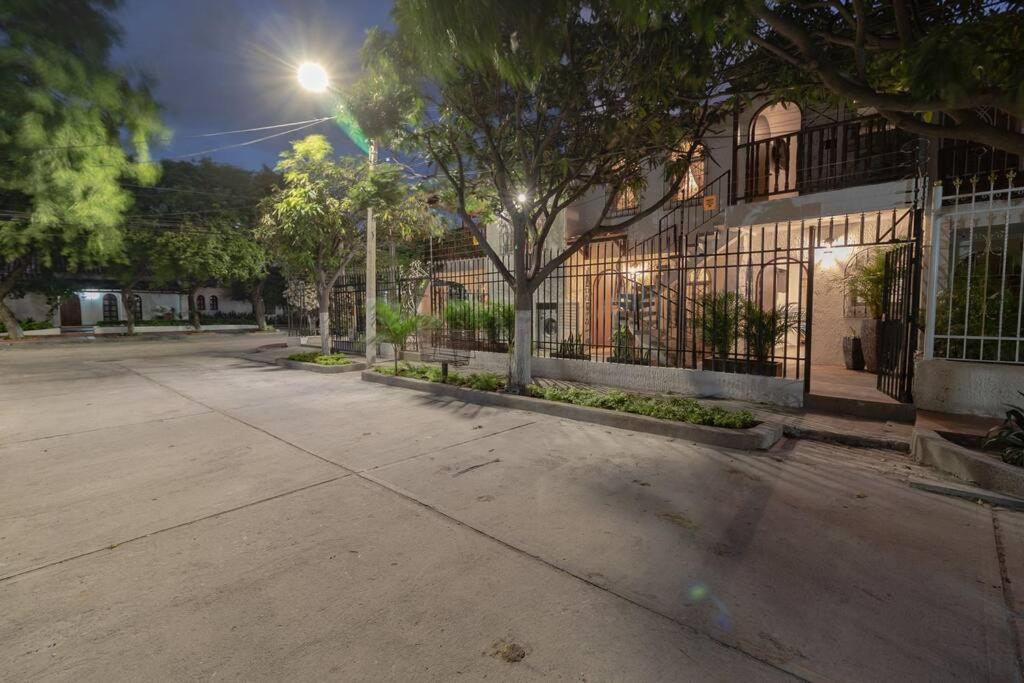 Hermosa Casa Con Piscina Prado * Santa Marta (Magdalena)