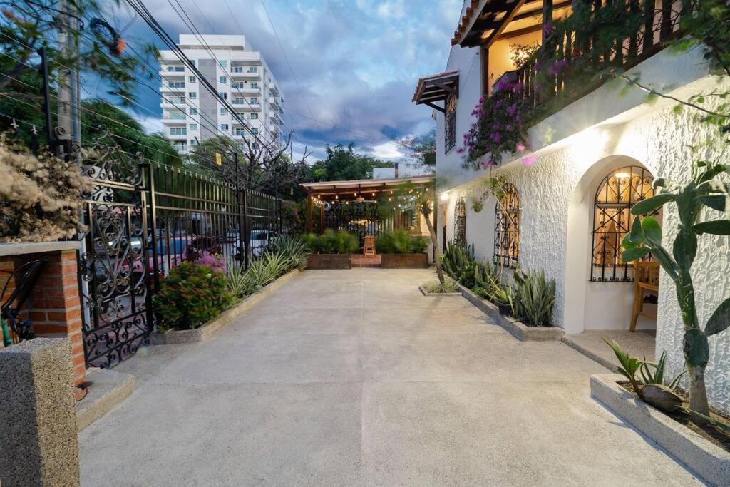 Holiday home Hermosa Casa Con Piscina Prado